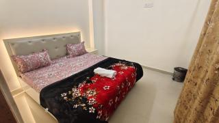 Devaadhis Palace 40 Meter Ram Mandir - Ayodhya - 9