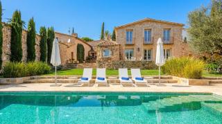 Casa de Piedra ubicada en el exclusivo wine village de Viladellops, te ofrece una experiencia única, donde el lujo y la tradición se fusionan en un entorno natural privilegiado - 0