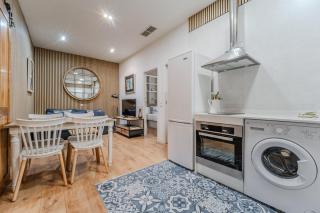 Cozy 2BD apartment - Sol city center - 0