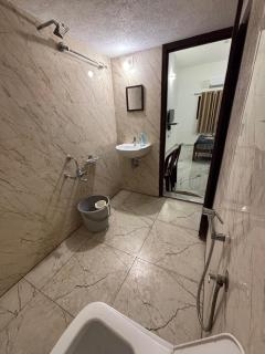 Rock Finch Holiday Homes - Malpe Beach - 3