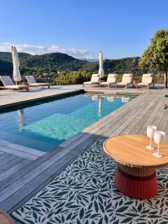 Villa Giuliaca piscine chauffée, calme, vue spectaculaire, proche des plages - 0