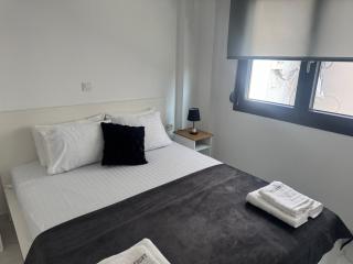 Erato 9-4 Apartment - 1