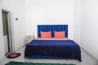 Golden Paradise Transit Hotel - 8