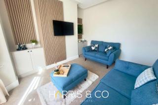 The Great Wave Retreat - Calm Costal Stay - 1
