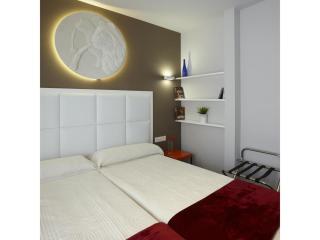 Apartamentos Caballerizas con parking gratuito - 3