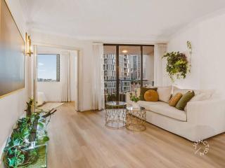 City View 2BR Retreat | Pool & Gym Access - 9