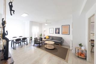 Charming Apartment with Terrace - 3