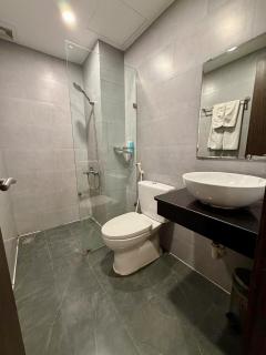 Boutique near Dragon bridge Hotel - 3