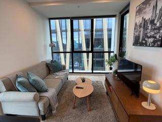 Modern apartment in Southbank, Australia - 2