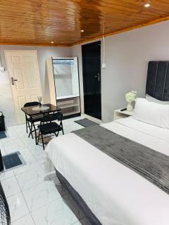 Tayla Suites on Tatonga - 2