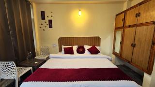 Flura Casa By Navneet Tourist - 0