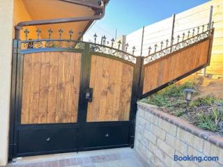 Beautiful House Fantastic view in Azusa - 1
