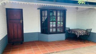 Phumulani Lodge Kameeldrift - 2