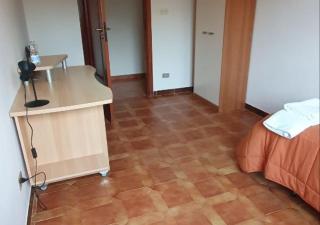 Cozy Apartment in Town - 2