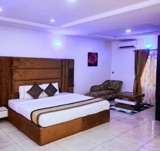 Shortlet Apartment Ajah Lekki, Lagos - 3