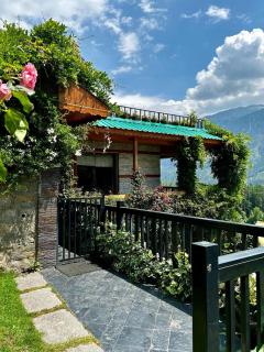 The Wisteria Cottage - 0