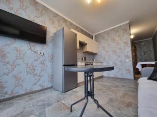 Apart View, Панорамний Краєвид на Озеро - 4