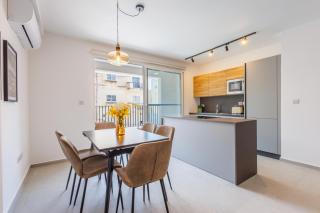 Swieqi Apartments with Terrace or Balcony near Paceville by QuickTrips - 9