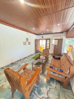 Hillview nest home stay - 3
