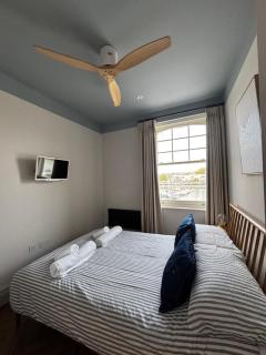 New! Seaview Apartment on Torquay Harbour - 5