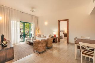 2br Apt 5 guests Balcony & Jacuzzi Sublime - 3