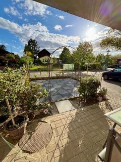 LA-Hüttenfeld Erdgeschoss Apartment - 8