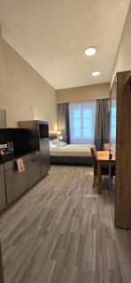 Elegance Lux Living 207 - 9