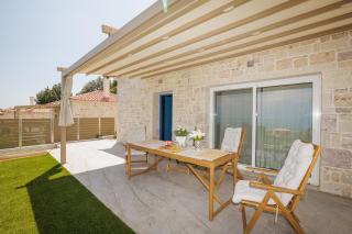 Petra & Thea Chrani Villas - 2