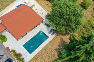 Villa Jacky 2 near Porec for 4 persons with 32 m2 private pool - pet friendly - 8