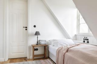 Marienhof - 1