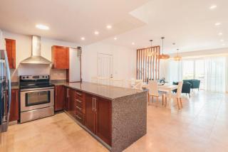 Apartment with pool and ocean view in Punta Palmera - 9