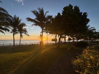 Luxury Penthouse, Beachfront, Nilaveli - 8