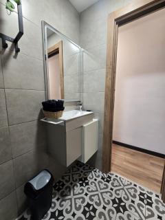 Comfort Stay-Private Apartment Near Barcelona, Airport - 5
