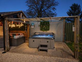 The Stables Luxury House with Hot tub - 8