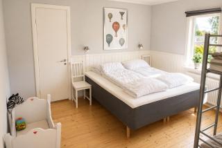 Only 150 m to the nearest lake and 2,5 km to the top of Isaberg - 5