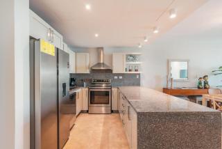 Apartment with pool and ocean view at Punta Palmera Ba5 - 3