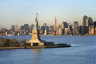 2 Bedroom Modern Unit in Central Manhattan - 2