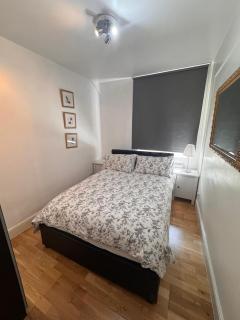 Bright Balham Apartment - 7