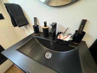 Studio détente, sdb privative, billard, air soccer - 1