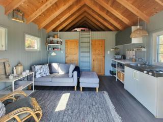 Hytte Med Midnatssol Ved Kvåsefjorden - 1