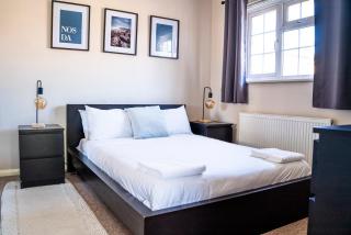 The Great Haxby City Centre Free Parking Cardiff Bay - 9