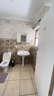 Yolonwabo Bed & Beakfast - 2