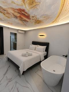 Luxury Studio at City Park Mall - 1