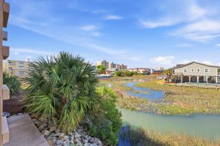 Inlet Dream at Cherry Grove Point w Kayak and Pool - 1