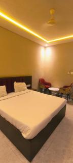 hotel grand vk #Ac family rooms#free wifi#free parking - 9