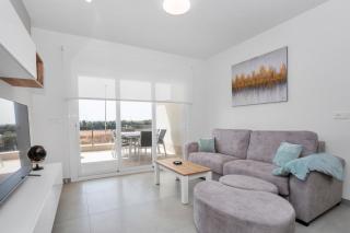 Luxury Apartment with Sunny Terrace in El Raso - 4