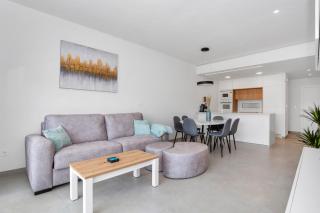 Luxury Apartment with Sunny Terrace in El Raso - 2