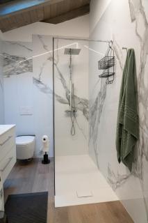 Modern luxury nest within walking distance of Lake Como - 7