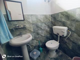 RIVER EDGE Home stay - 3