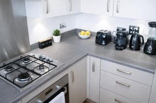 City Centre 2bedroom 2Toilet with Balcony Ideal for contractors Relocation and family - 8